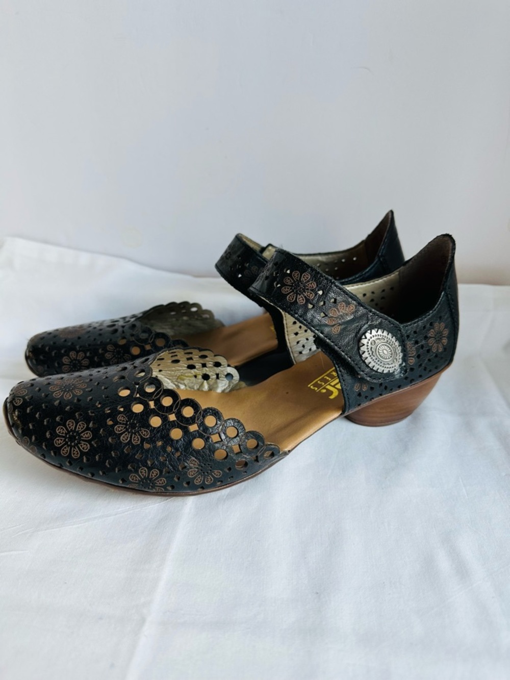 Rieker Women’s Mirjam 53 Maryjane’s Size 38 Or US 7